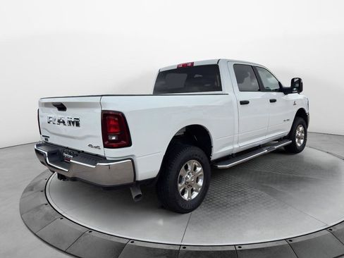 Used 2025 RAM 2500 Big Horn AWD/4WD image 5