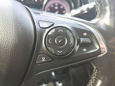 Used 2020 Buick Envision Essence FWD image 40