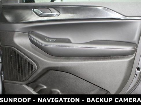 New 2025 Jeep Grand Cherokee L Altitude image 21