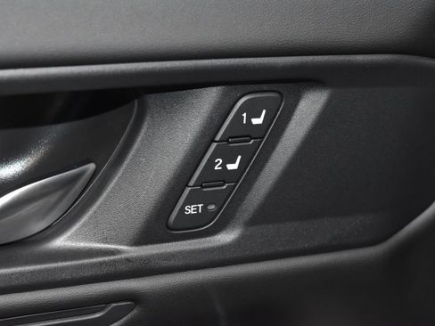 Used 2025 Honda Accord Touring image 5
