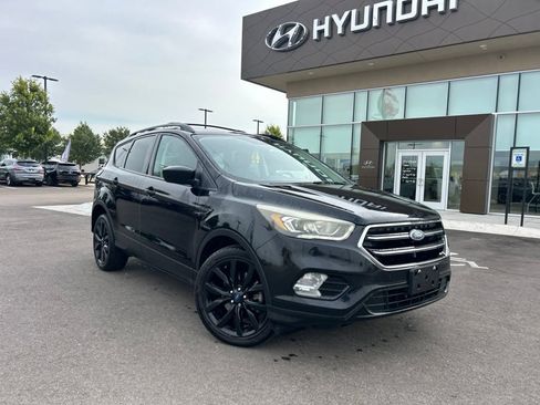 Used 2018 Ford Escape SE w/ SE Sport Appearance Package AWD/4WD image 6