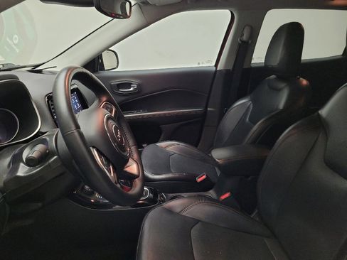 Used 2018 Jeep Compass Limited w/ Navigation Group image 17