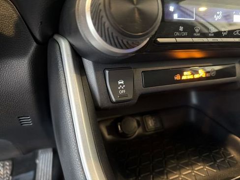 Used 2025 Toyota RAV4 LE image 26