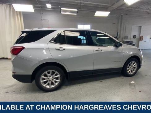 Used 2020 Chevrolet Equinox LT w/ Driver Convenience Package FWD image 11