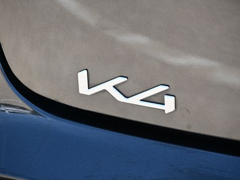 Used 2025 Kia K4 FWD image 38