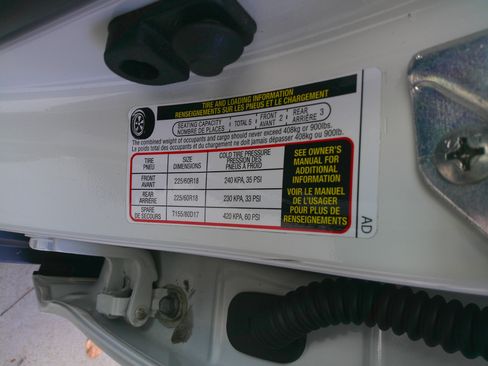 Used 2022 Subaru Outback Touring XT image 41