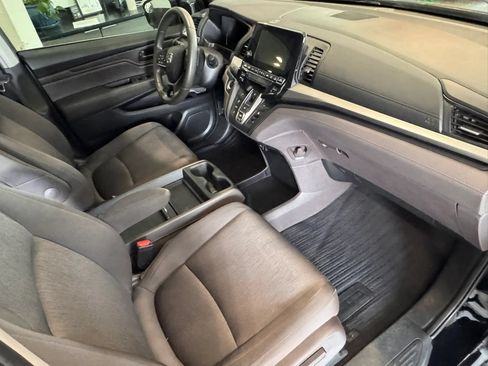 Used 2020 Honda Odyssey EX image 17