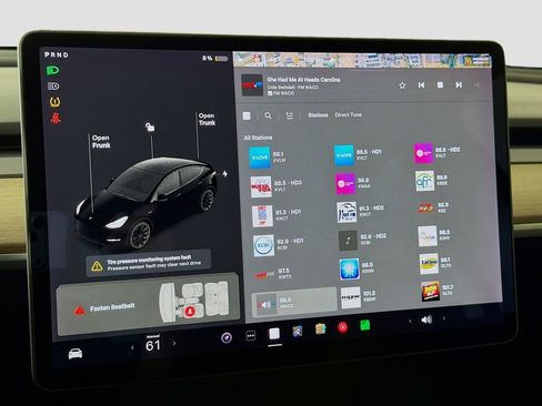 Used 2021 Tesla Model Y Long Range AWD/4WD image 16