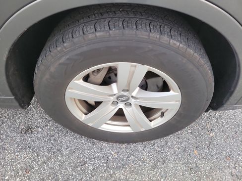 Used 2019 Audi Q7 2.0T Premium Plus w/ Premium Plus Package image 29