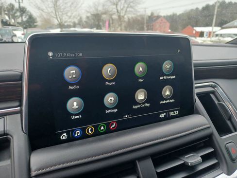 Used 2021 Chevrolet Suburban High Country image 11