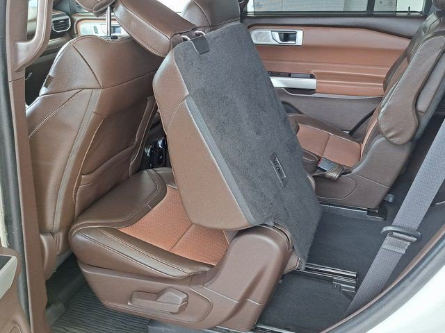 Used 2022 Ford Explorer King Ranch w/ Premium Technology Package AWD/4WD image 30
