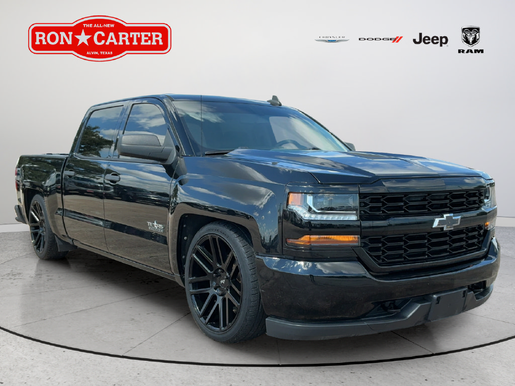 Used 2018 Chevrolet Silverado 1500 Custom w/ Texas Edition RWD image 1