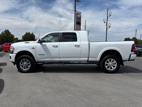 Used 2021 RAM 2500 Laramie w/ Body Color Bumper Group AWD/4WD image 8