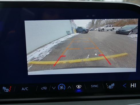 New 2026 Chevrolet Traverse LT w/ LPO, Floor Liner Package image 17