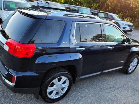 Used 2017 GMC Terrain SLT w/ Open Road Package image 13