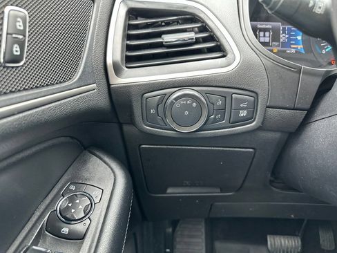 Certified 2022 Ford Edge SEL w/ Convenience Package AWD/4WD image 33