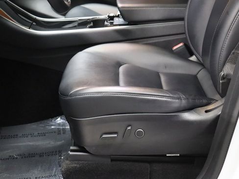 Used 2020 Tesla Model Y Long Range image 31