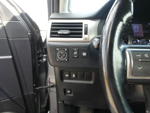 Used 2016 Lexus GX 460 w/ Premium Package image 18