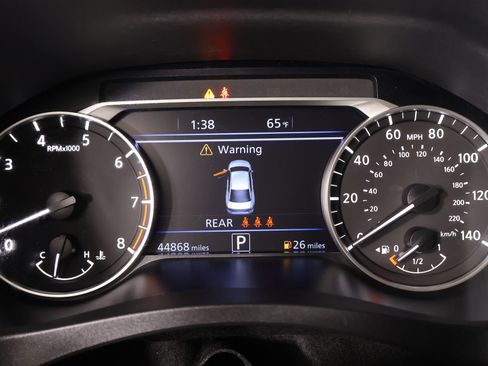 Used 2023 Nissan Altima 2.5 SL image 4