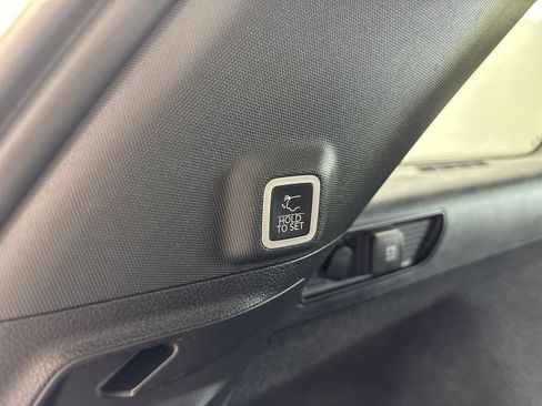 Used 2025 Jeep Grand Cherokee Summit AWD/4WD image 93