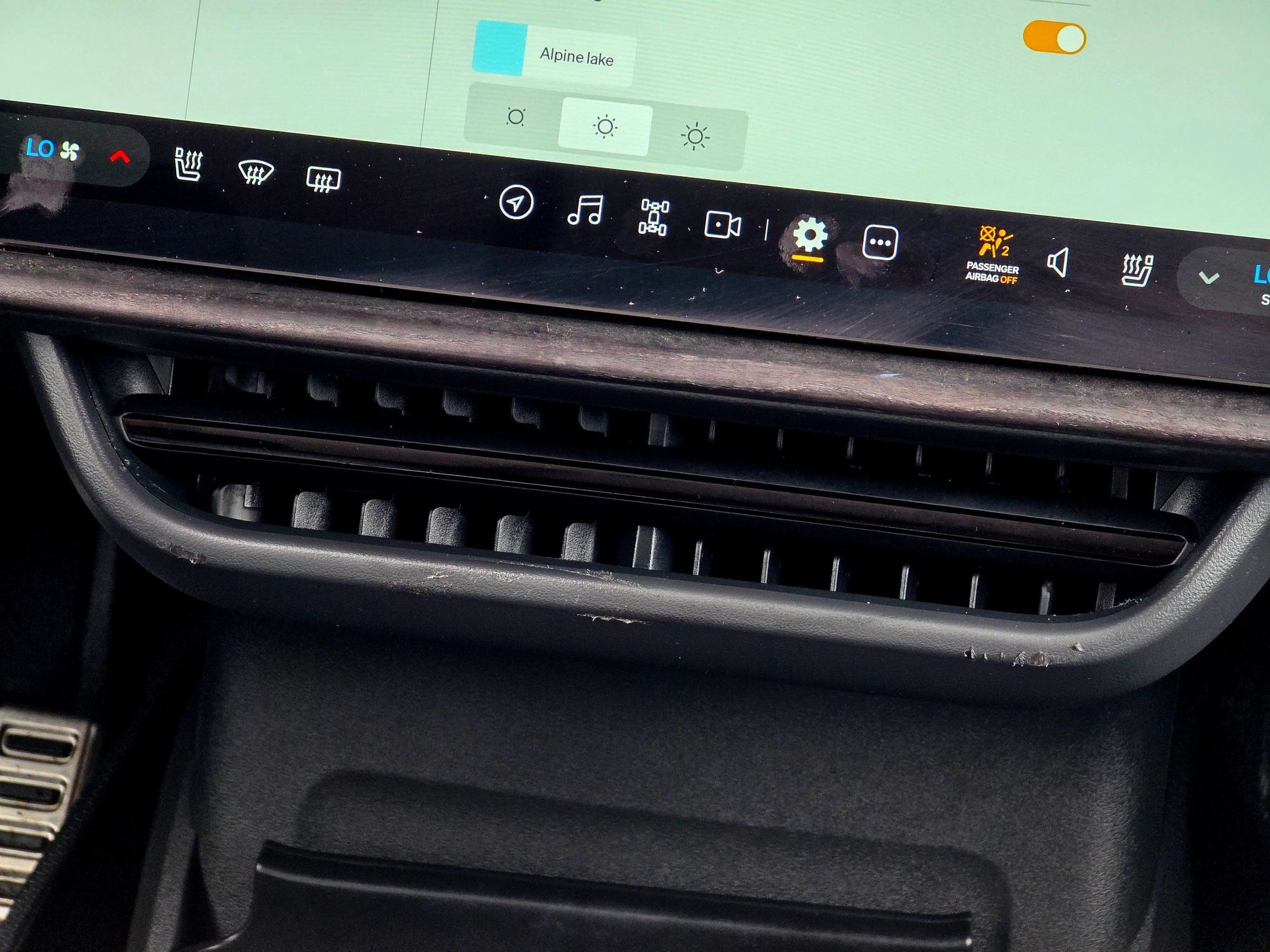 Used 2023 Rivian R1S Adventure Quad AWD/4WD image 37