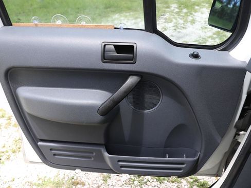 Used 2011 Ford Transit Connect XL FWD image 32