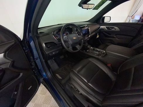 Used 2023 Chevrolet Traverse LT w/ LT Premium Package FWD image 27