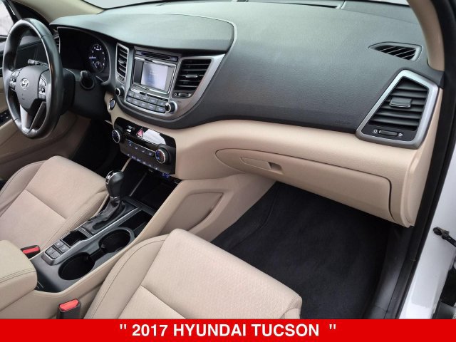 Used 2017 Hyundai Tucson Sport AWD/4WD image 37