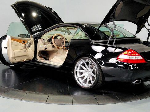 Used 2007 Mercedes-Benz SL 550 image 11