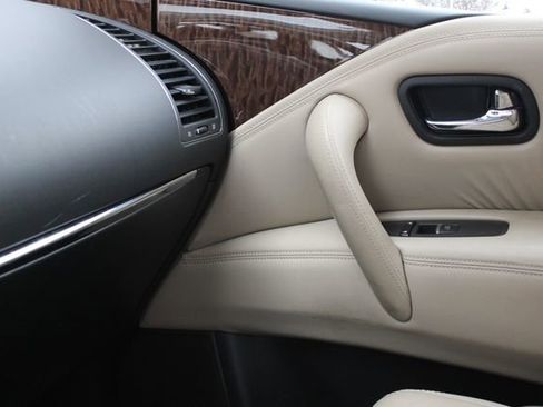 Used 2018 Nissan Armada Platinum w/ Interior Lighting Package image 21