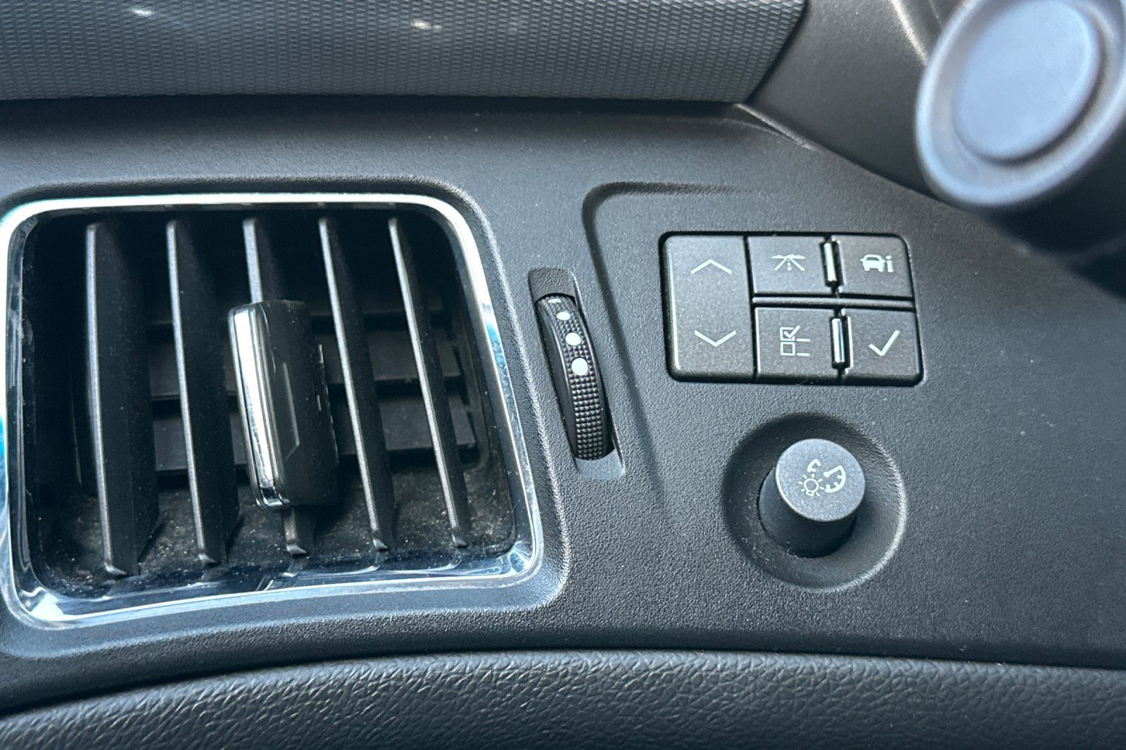 Used 2013 Cadillac CTS V RWD image 38