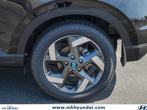 New 2026 Hyundai Venue SEL FWD image 11
