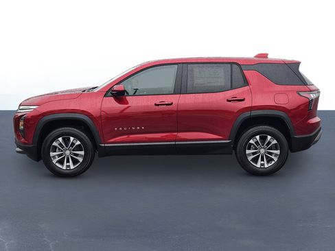 New 2026 Chevrolet Equinox LT FWD image 8