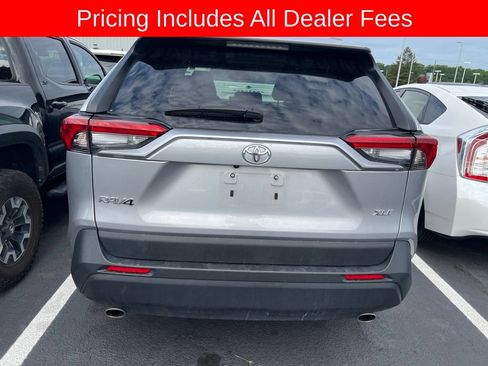 Used 2025 Toyota RAV4 XLE FWD image 13