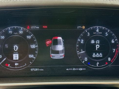 Used 2019 Land Rover Range Rover HSE image 17