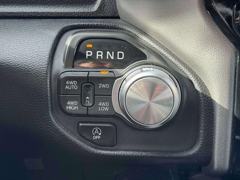 Used 2025 RAM 1500 Laramie AWD/4WD image 30