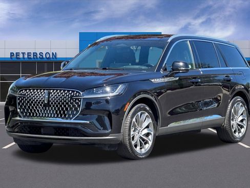 Used 2025 Lincoln Aviator Reserve AWD/4WD image 8