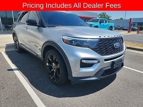 Used 2024 Ford Explorer ST w/ Equipment Group 401A AWD/4WD image 3