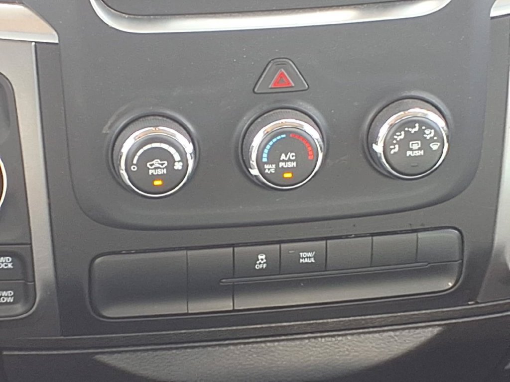 Used 2024 RAM 1500 Classic SLT AWD/4WD image 16