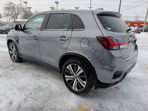 Used 2023 Mitsubishi Outlander Sport 2.0 ES image 5
