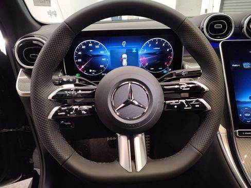 Used 2026 Mercedes-Benz GLC 300 image 17