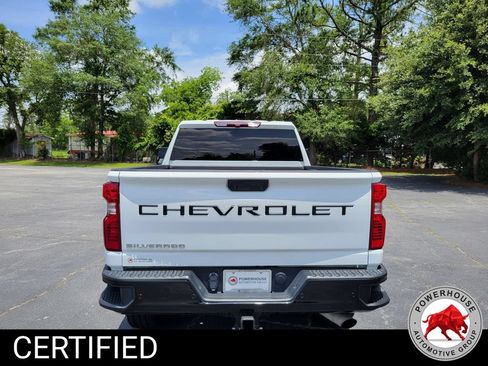 Used 2024 Chevrolet Silverado 2500 Custom w/ Custom Value Package AWD/4WD image 4