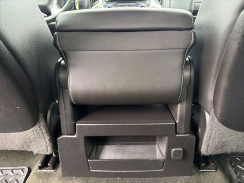 Used 2014 GMC Sierra 1500 SLT w/ Suspension Package, Off-Road image 23