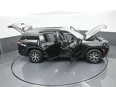 Used 2024 Jeep Grand Cherokee L Limited image 65