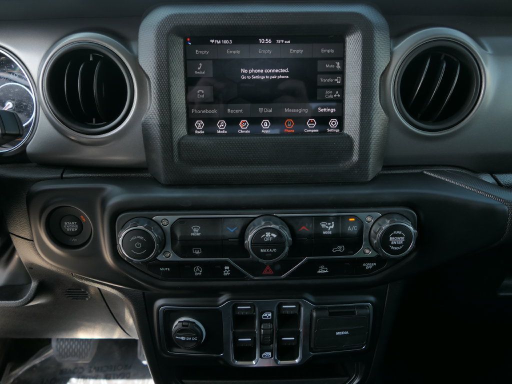 Certified 2023 Jeep Gladiator Sport AWD/4WD image 20