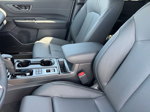 New 2026 Subaru Outback Touring AWD/4WD image 13