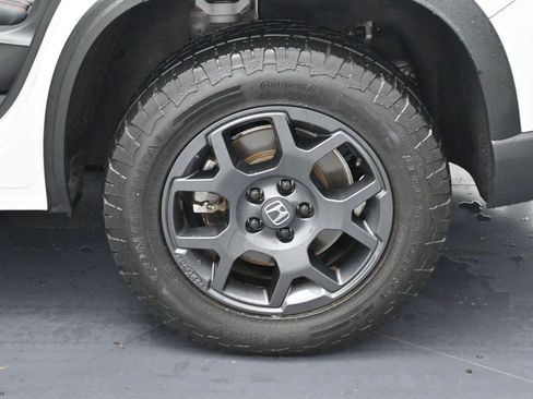 Used 2024 Honda Pilot TrailSport image 43
