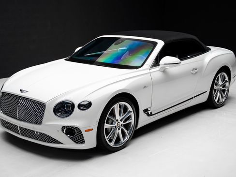 Used 2020 Bentley Continental GT image 5