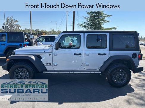 Used 2024 Jeep Wrangler Sport S image 9