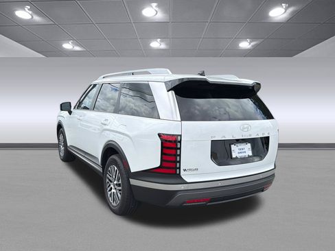 Used 2026 Hyundai Palisade SEL FWD image 9